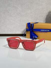 Picture of Louis Vuitton Sunglasses _SKUfw77797358fw